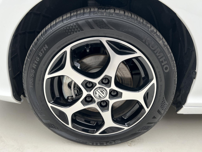 MG MG3 EXCLUSIVE HYBRID+ AUT CZ 1.maj 1.5 Exclusive