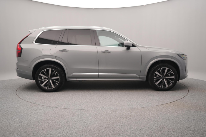 Volvo XC90 B5 AWD CORE AUT CZ 1.maj