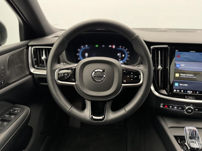 Volvo S60 B5 AWD ULTIMATE DARK AUT