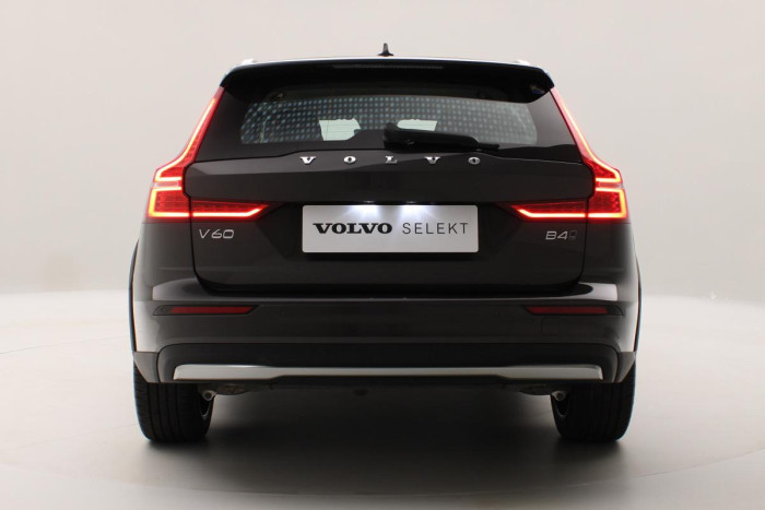 Volvo V60 CC B4 AWD PLUS AUT 1.maj. 2.0 CC CC Plus