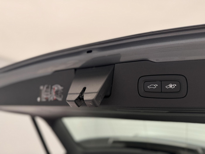 Volvo V60 B4 MOMENTUM AUT 2.0 Momentum