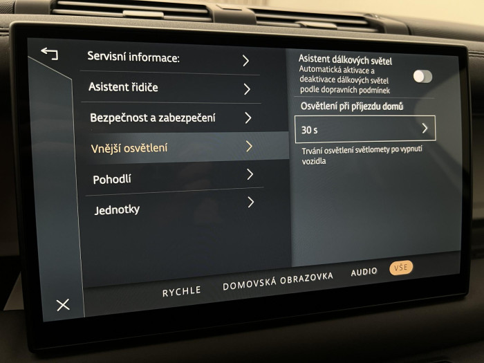 Land Rover Defender 110 D200 S AWD Aut REZERVACE 3.0 d