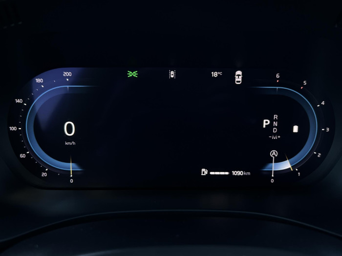 Volvo XC60 B4 AWD PLUS DARK AUT 1.maj.