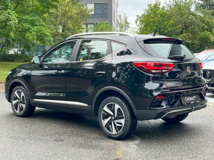 MG ZS EV EXCITE 70kWh SKLADEM!