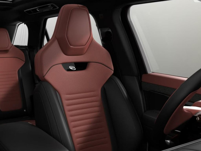 Land Rover Range Rover Sport P635 SV AWD AUT