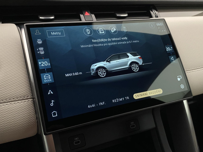 Land Rover Discovery Sport D200 SE DYNAMIC AWD CZ 1.maj 2.0 d SE Dynamic