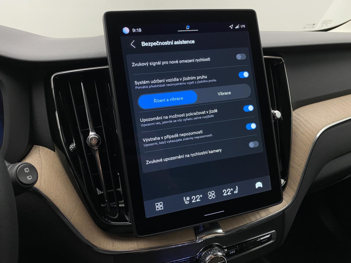 Volvo XC60 B5 AWD AUT DARK PLUS