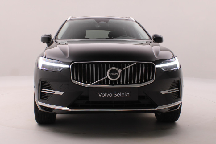 Volvo XC60 T6 AWD PLUG-IN REZERVACE