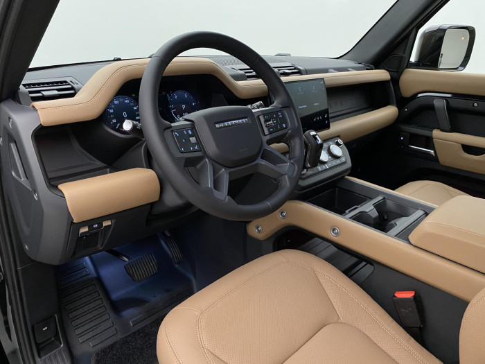 Land Rover Defender 110 D300 X-DYNAMIC HSE AWD AUT 3.0 d Dynamic