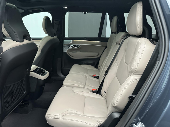 Volvo XC90 B5 AWD AUT DARK ULTRA 7míst