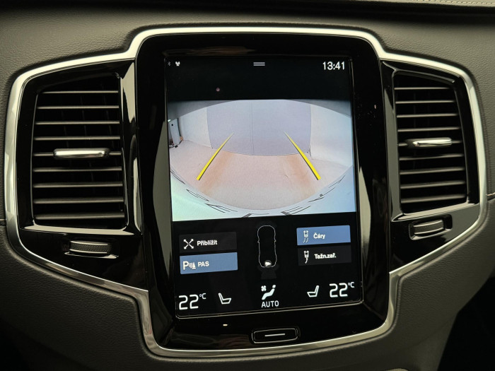 Volvo XC90 B5 AWD R-Design 7Míst 1.maj CZ