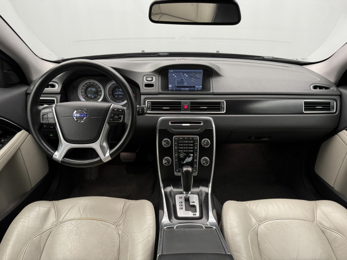 Volvo XC70 D5 AWD SUMMUM AUT CZ 2.4 d Summum