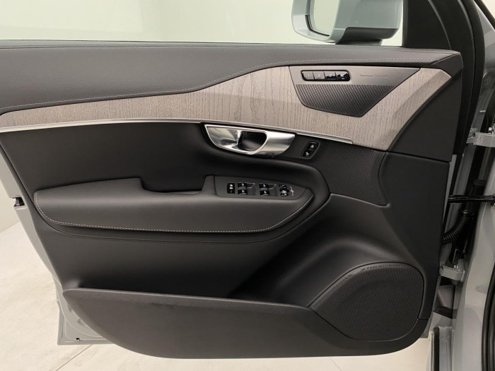Volvo XC90 B5 AWD AUT BRIGHT PLUS 7míst 2.0 Plus