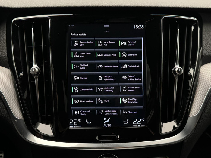 Volvo V60 T6 AWD R-DESIGN POLESTAR