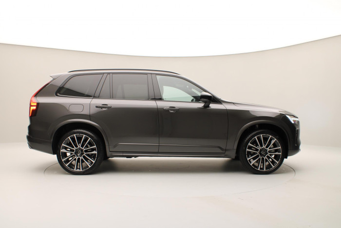 Volvo XC90 T8 AWD RECHARGE DARK ULTRA 7m