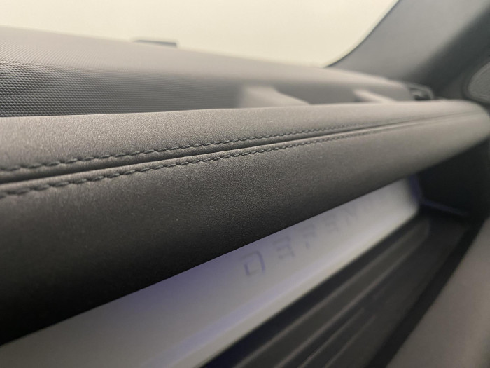 Land Rover Defender 110 D250 SE AWD AUT CZ 3.0 d SE