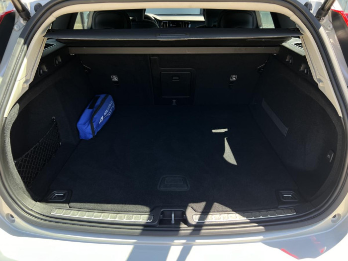 Volvo V60 D3 MOMENTUM Aut CZ REZERVACE 2.0 d Momentum