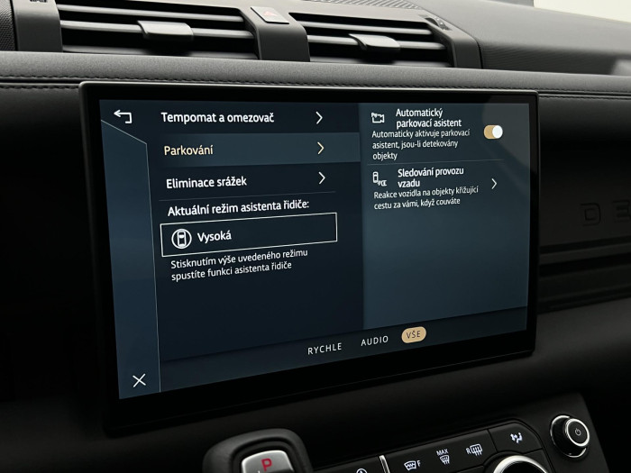 Land Rover Defender 110 D300 X-DYNAMIC SE AWD Aut 3.0 d Dynamic SE