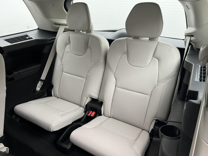 Volvo XC90 B5 AWD DARK PLUS AUT