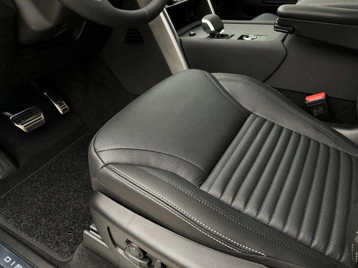 Land Rover Discovery D250 DYNAMIC SE AWD Aut 3.0 d Dynamic SE