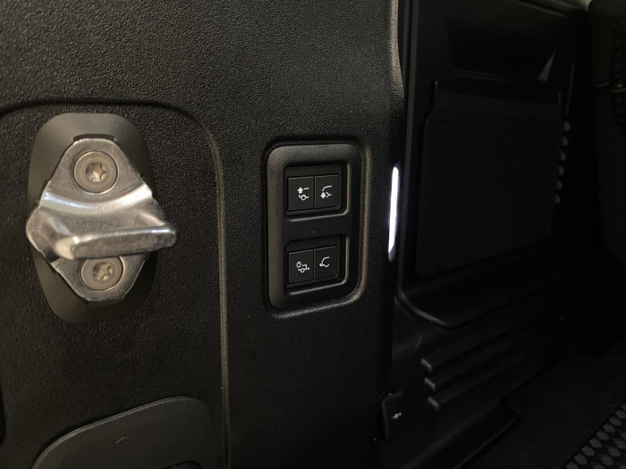 Land Rover Defender 110 D300 X-DYNAMIC HSE AWD AUT 3.0 d Dynamic