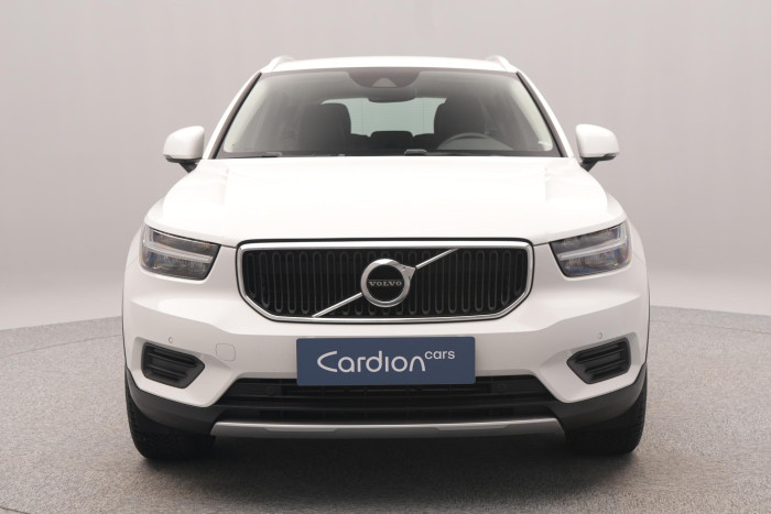 Volvo XC40 T4 AWD MOMENTUM CZ 2.0 Momentum