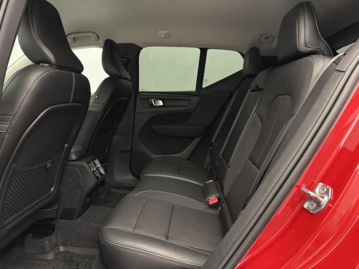 Volvo XC40 D3 AWD MOMENTUM CZ 1.maj 2.0 d Momentum