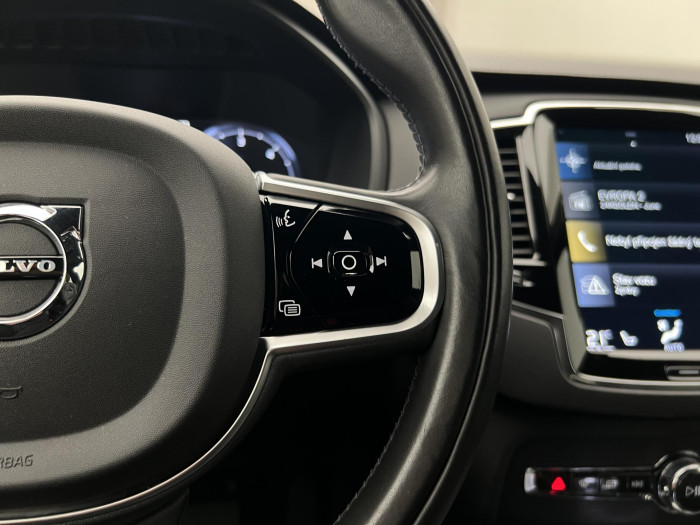 Volvo XC90 B5 AWD R-DESIGN 7MÍSTNÁ AUT