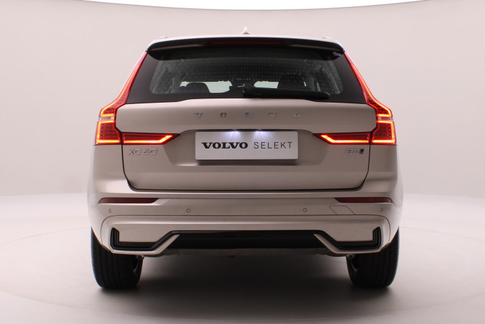 Volvo XC60 B5 AWD DARK PLUS AUT CZ