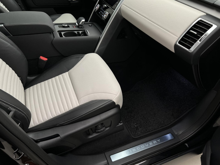 Land Rover Discovery D250 DYNAMIC SE AWD Aut 3.0 d Dynamic SE