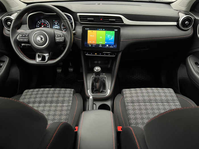 MG ZS 1.5 ESSENTIAL CZ