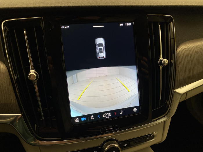 Volvo V90 B4 AWD CORE AUT CZ