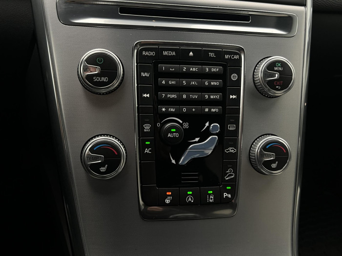 Volvo XC60 D4 AWD MOMENTUM AUT 2.4 d Momentum