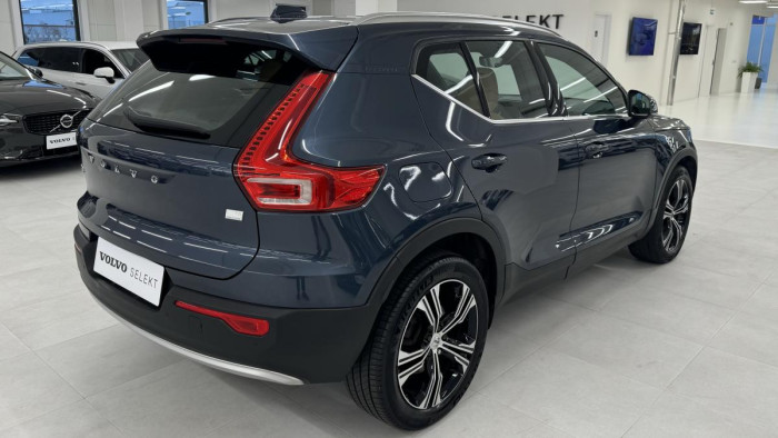 Volvo XC40 T5 TWINe INSCRIPTION REZERVACE