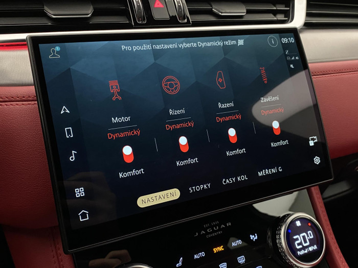 Jaguar F-Pace D300 S R-DYNAMIC AWD REZERVACE 3.0 d Dynamic