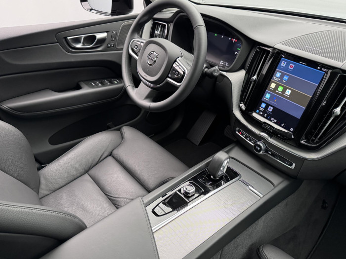 Volvo XC60 T6 AWD RECHARGE PLUS DARK AUT