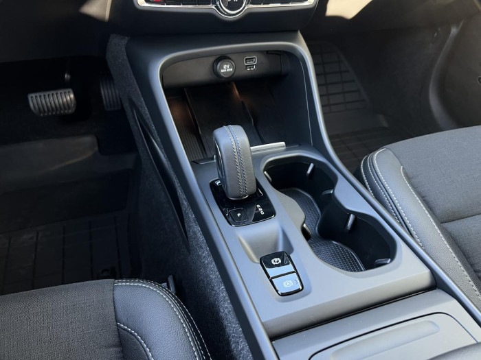 Volvo XC40 T3 MOMENTUM Aut 1.maj. 1.5 Momentum