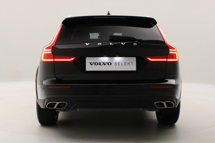 Volvo V60 CC B5 AWD MOMENTUM AUT CZ 2.0 CC CC Momentum