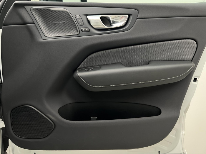 Volvo XC60 T6 AWD RECHARGE PLUS DARK AUT