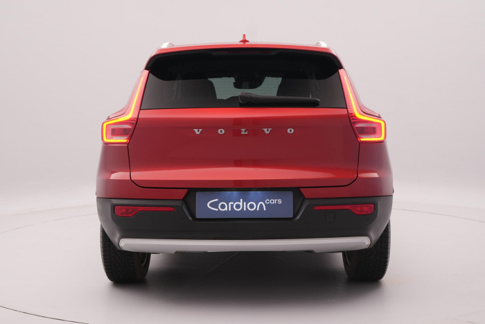 Volvo XC40 T4 MOMENTUM PRO AUT CZ 2.0 Momentum