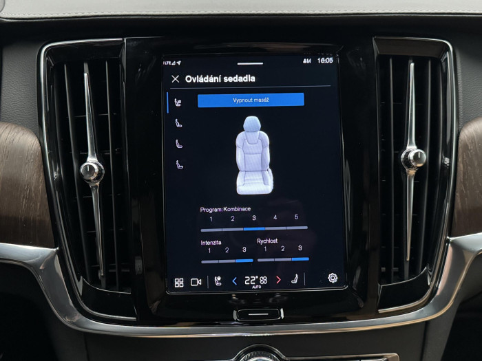 Volvo V90 B6 AWD ULTIMATE REZERVACE