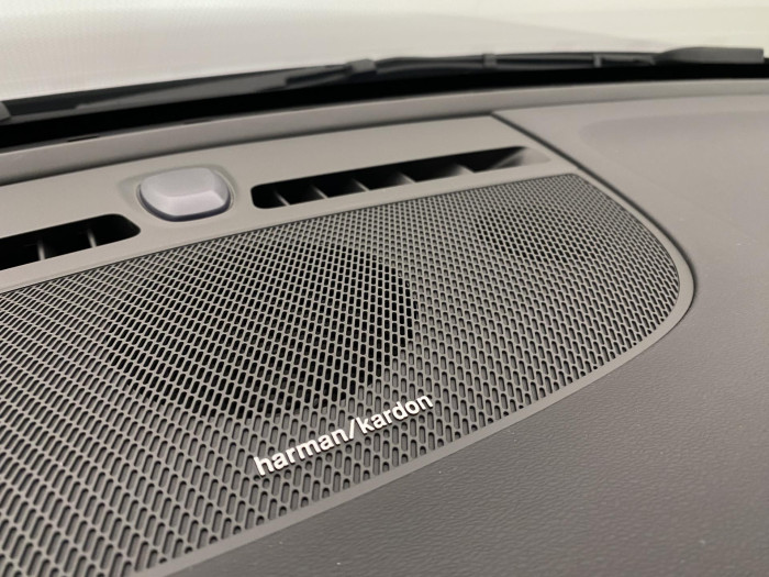 Volvo XC40 B3 AUT DARK PLUS