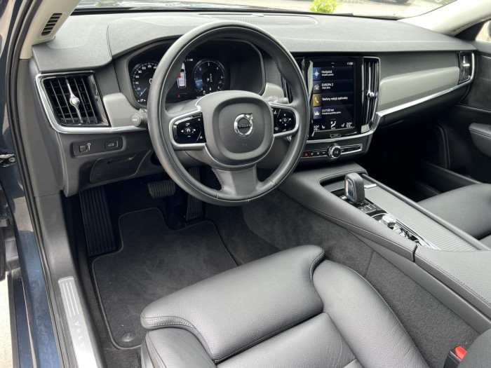 Volvo V90 B4 MOMENTUM Aut 1.maj. 2.0 Momentum