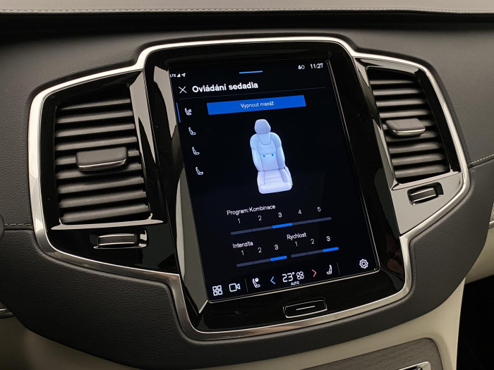 Volvo XC90 T8 AWD ULTRA DARK AUT CZ 7m