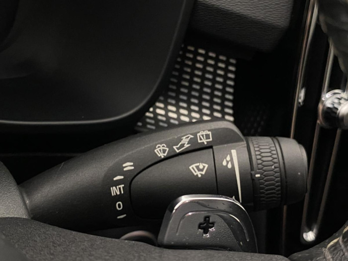 Volvo XC40 D4 AWD R-DESIGN REZERVACE 2.0 d