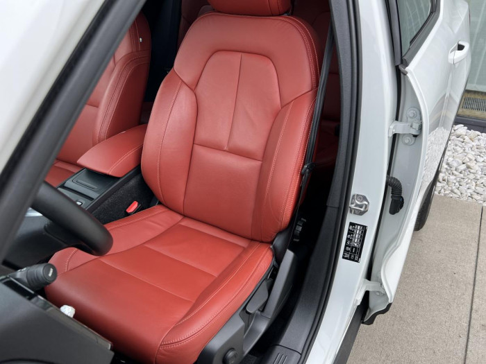Volvo XC40 D3 MOMENTUM Aut 1.maj. 2.0 d Momentum
