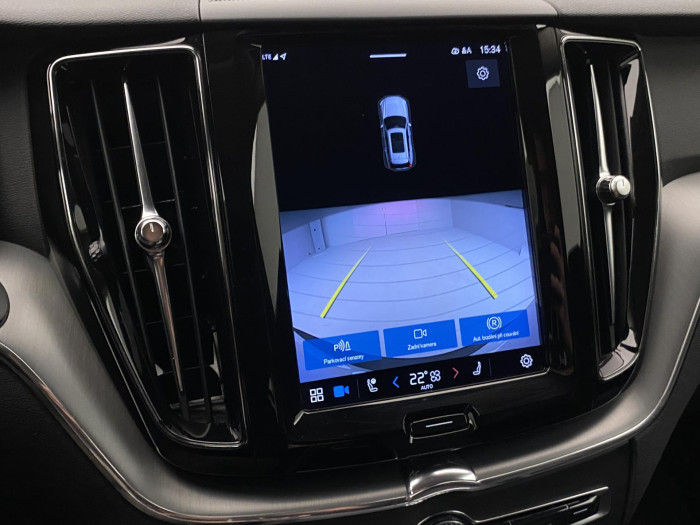 Volvo XC60 B5 AWD MOMENTUM AUT 2.0 Momentum