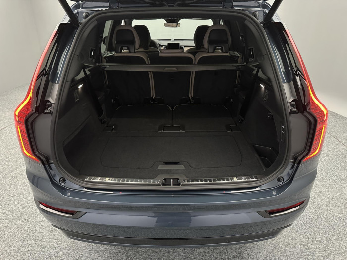 Volvo XC90 B5 AWD AUT DARK ULTRA 7míst