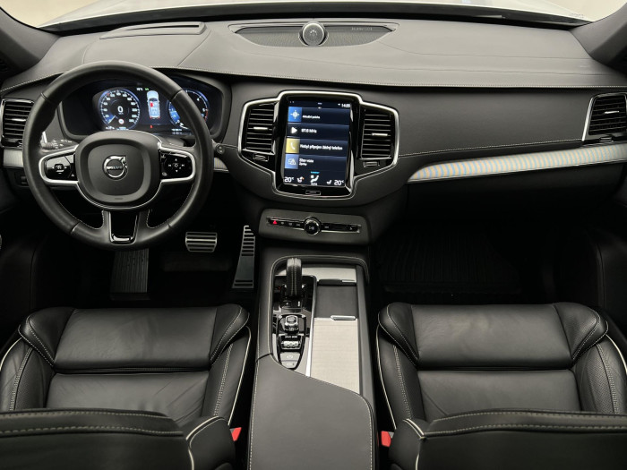 Volvo XC90 B5 AWD R-DESIGN 7MÍSTNÁ AUT