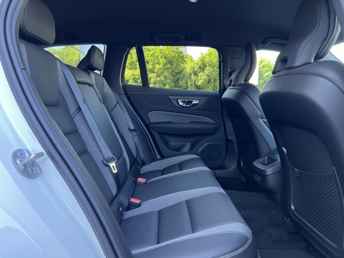 Volvo V60 CROSS COUNTRY B4 AWD Aut